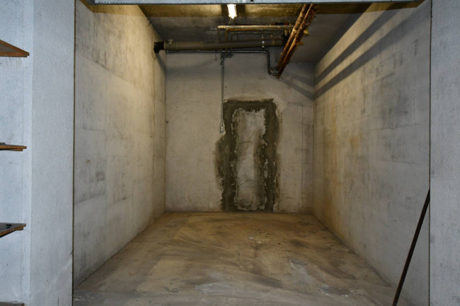 Box o garage in Vendita a Bardonecchia