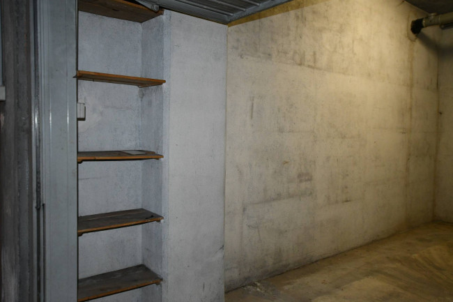 Box o garage in Vendita a Bardonecchia