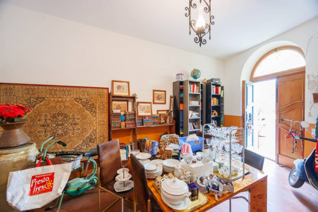 Casale in Vendita a Quiliano