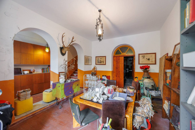 Casale in Vendita a Quiliano