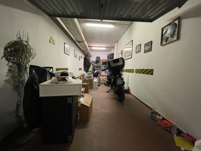 Box o garage in Vendita a Collegno