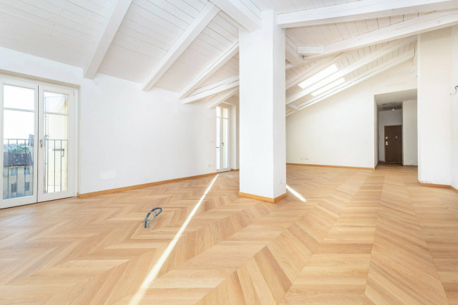 Attico in Vendita a Grugliasco