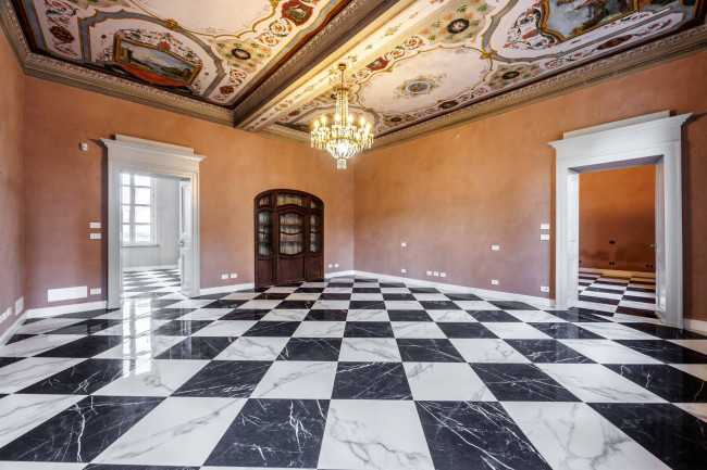 Apartment for Sale to Carignano