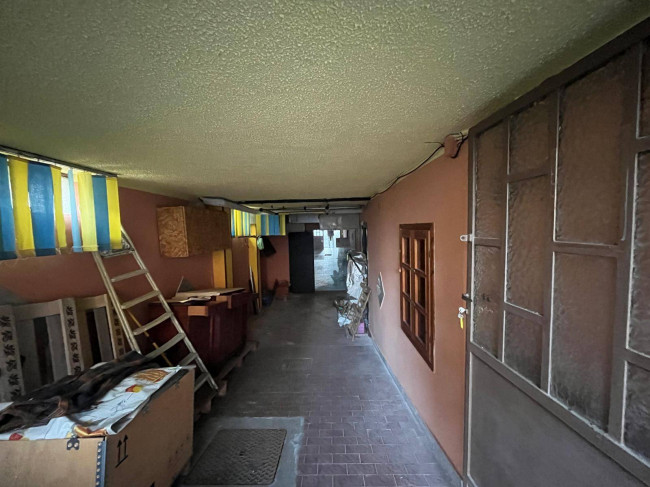Box o garage in Vendita a Collegno