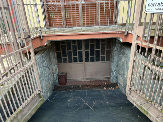 Box o garage in Vendita a Collegno