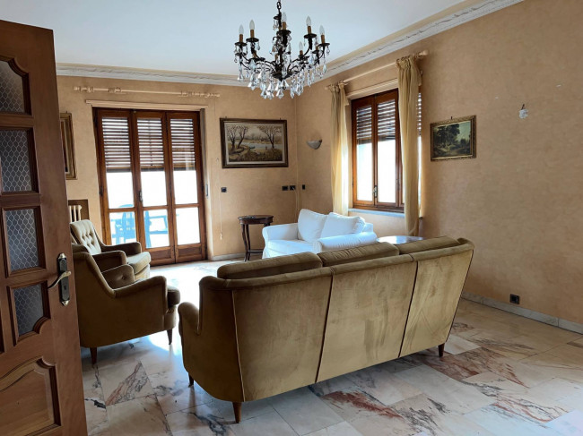 Villa Bifamiliare in Vendita a Torino