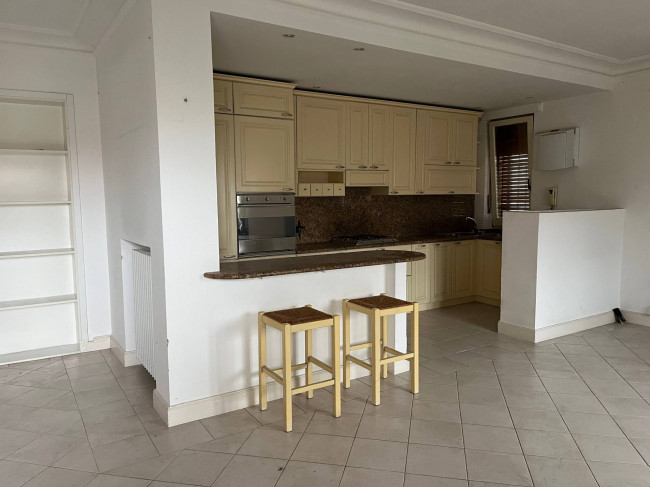 Villa Bifamiliare in Vendita a Torino