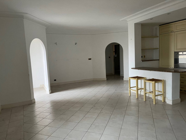 Villa Bifamiliare in Vendita a Torino