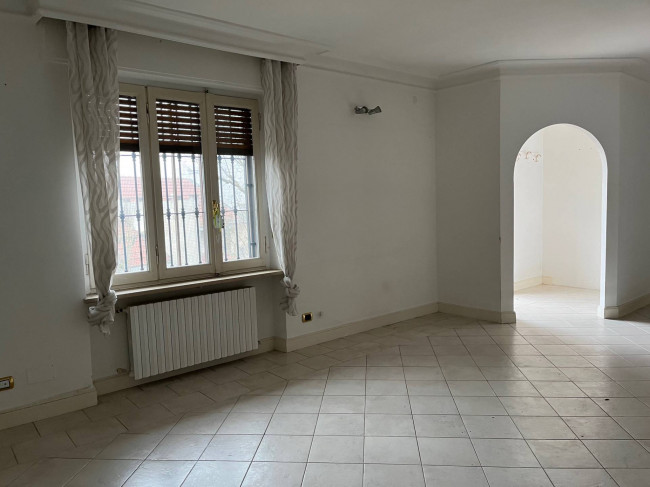 Villa Bifamiliare in Vendita a Torino