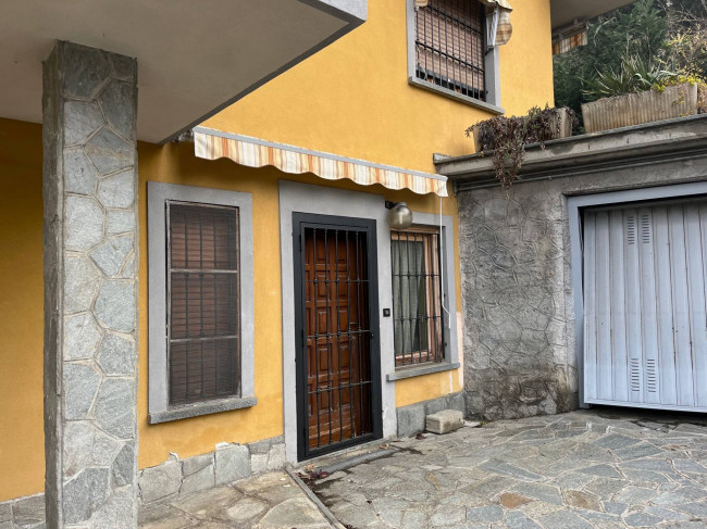 Villa Bifamiliare in Vendita a Torino