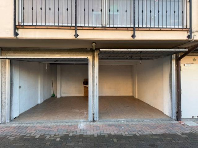 Box o garage in Vendita a Borgaro Torinese