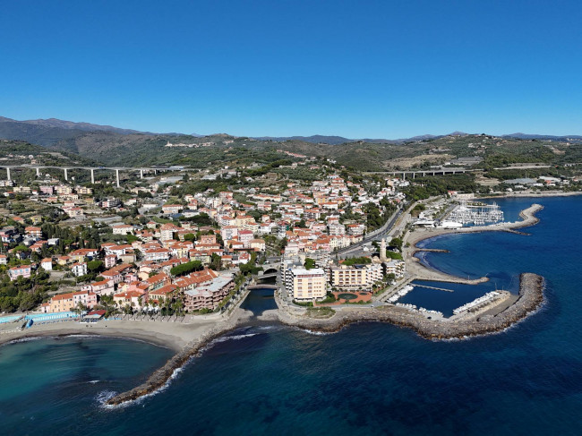 Appartamento in Vendita a San Lorenzo al Mare