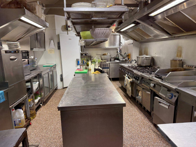 Attività Commerciale - Ristorante in Vendita a Sanremo