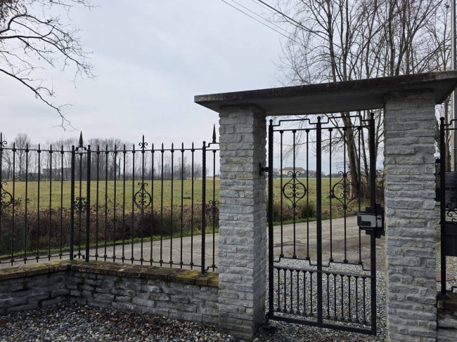 Appartamento in Vendita a San Francesco al Campo