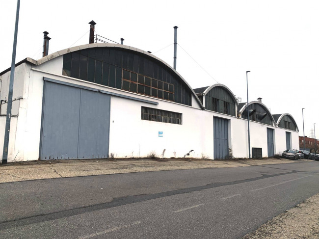 Capannone in Vendita a Rivoli