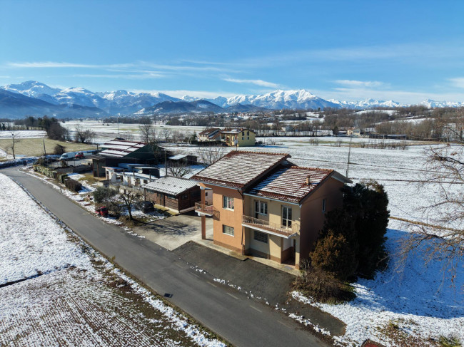 Casa indipendente in Vendita a Villanova Mondovì