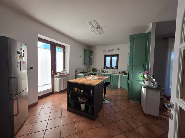 Villa in  Sell to Front