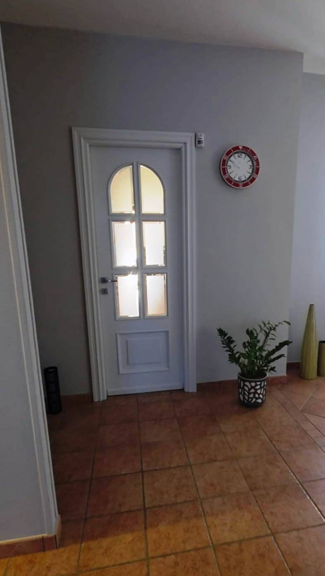 Villa in  Sell to Front