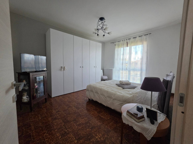 Villa in  Sell to Front