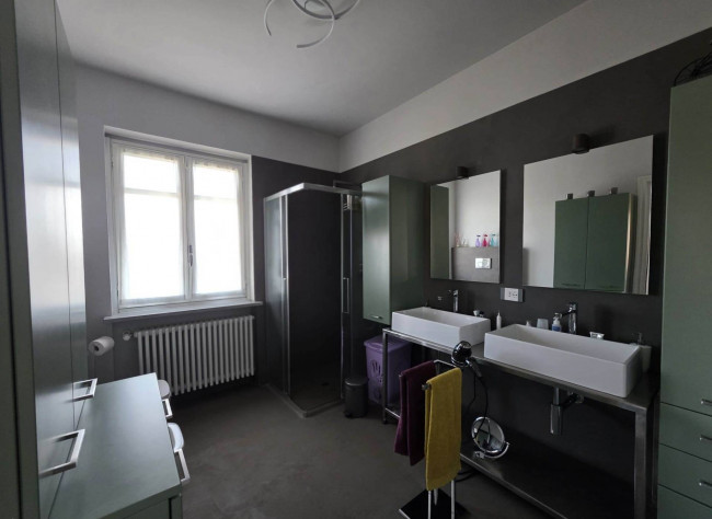 Villa in  Sell to Front