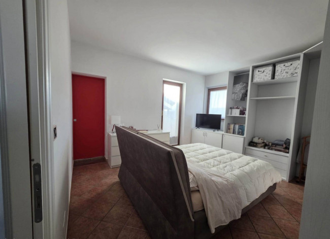 Villa in  Sell to Front