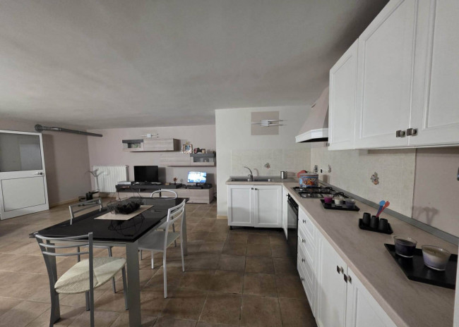 Villa in  Sell to Front