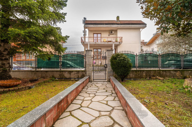 Casa indipendente in Vendita a Orbassano