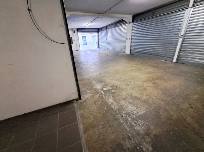 Box o garage in vendita a Torino