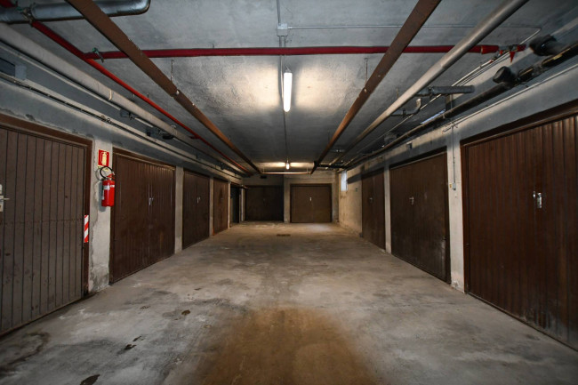 Box o garage in Vendita a Bardonecchia