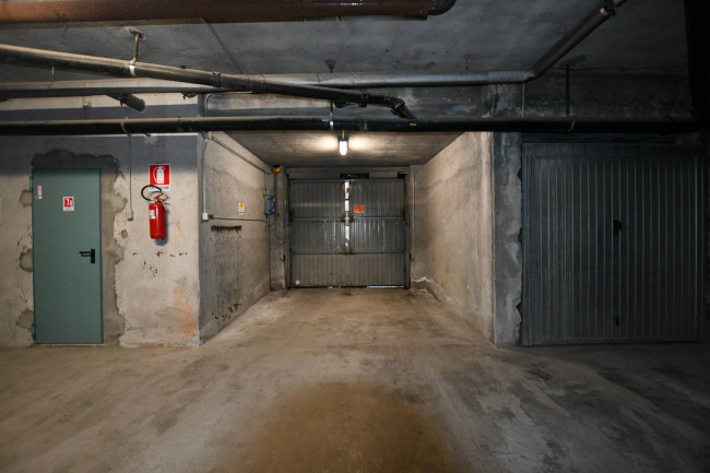 Box o garage in Vendita a Bardonecchia