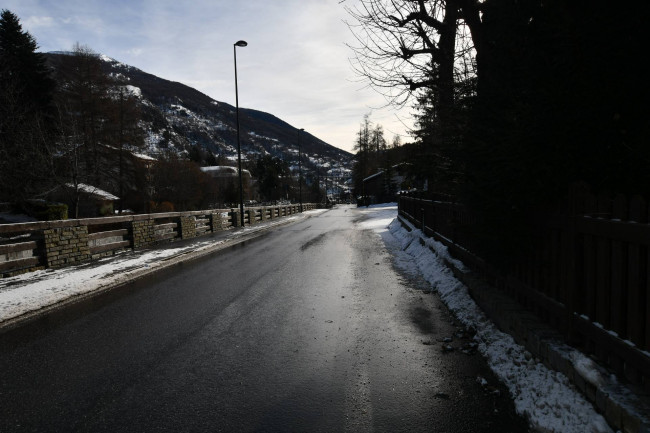 Box o garage in Vendita a Bardonecchia
