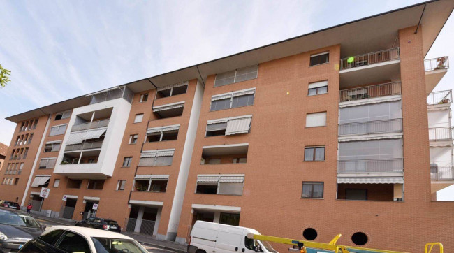 Box o garage in Vendita a Torino