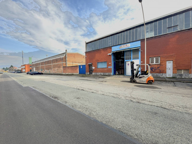 Capannone in vendita