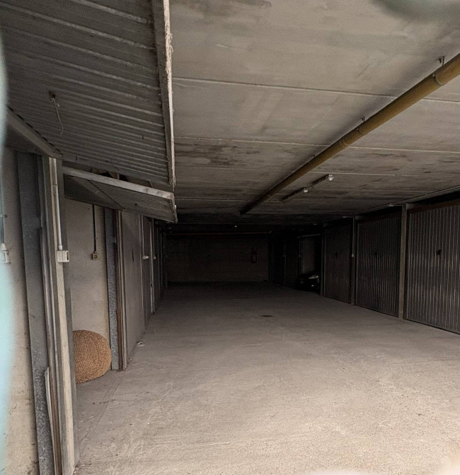 Box o garage in Vendita a Chieri