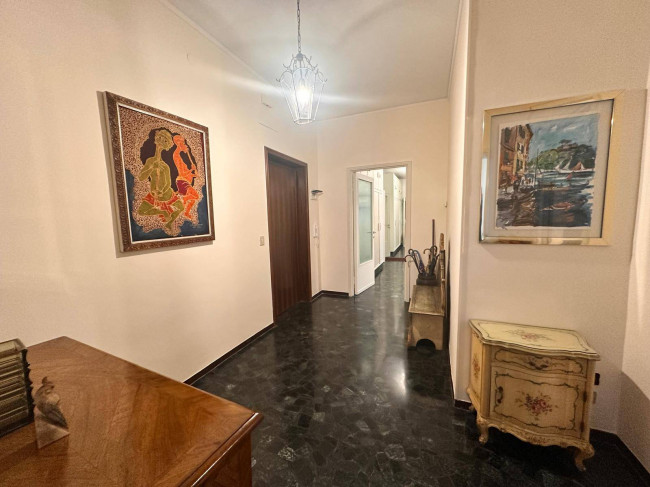 Appartamento in Vendita a Rapallo