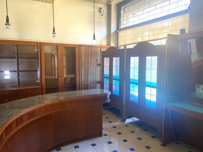 Locale commerciale in Vendita a Collegno