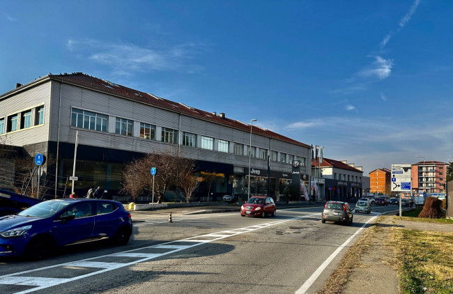 Locale commerciale in Vendita a Moncalieri