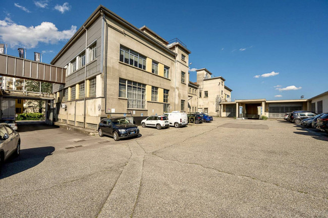 Locale commerciale in Vendita a Moncalieri