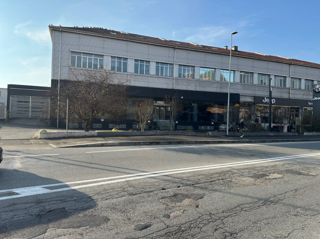 Locale commerciale in Vendita a Moncalieri