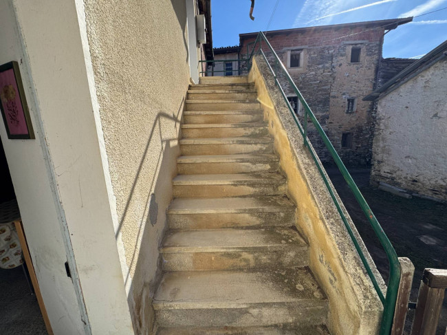 Porzione di casa in Vendita a Montaldo di Mondovì