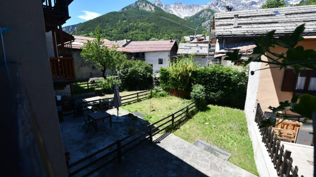 Appartamento in Affitto a Bardonecchia
