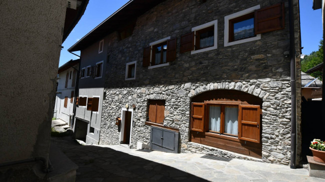 Appartamento in Affitto a Bardonecchia