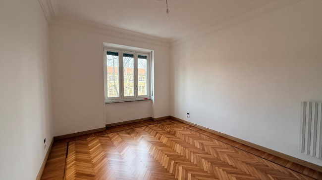 Office in Rent to Torino