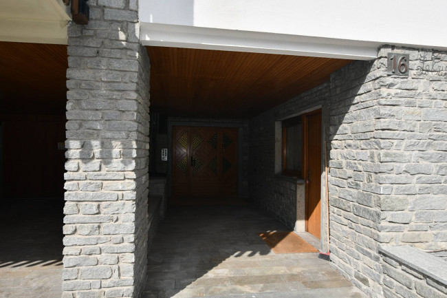 Appartamento in Vendita a Bardonecchia