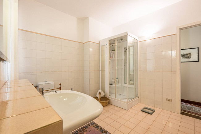 Villa in Vendita a Roletto