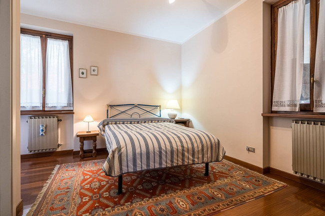 Villa in Vendita a Roletto