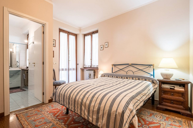 Villa in Vendita a Roletto