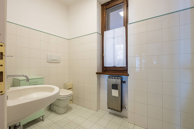 Villa in Vendita a Roletto