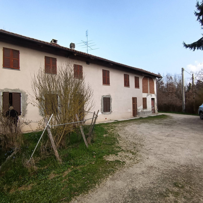 Cascina in Vendita a Asti