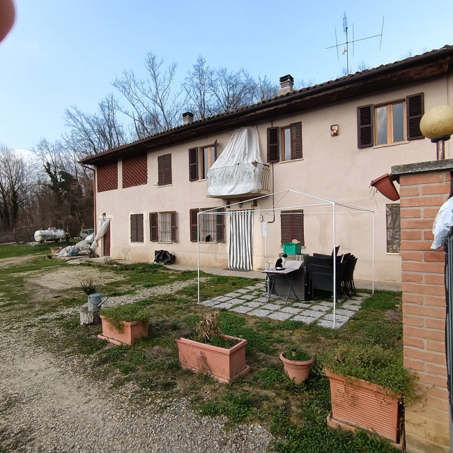 Cascina in Vendita a Asti